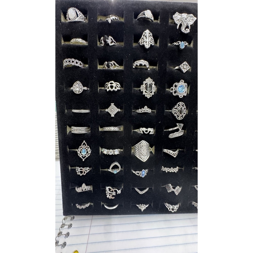 Wholesale Lot Of 50 Rings Costume Silver Onyx Blue In Mixed Sizes - Picture 2 of 4